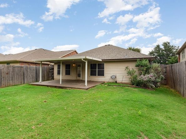 1209  Golden Eagle Court , Aubrey Texas 76227