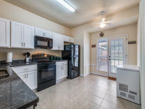 3005  Roxboro Road , Euless Texas 76039