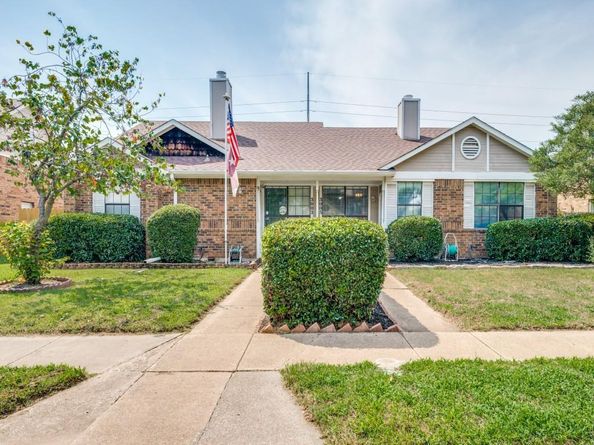 3005  Roxboro Road , Euless Texas 76039