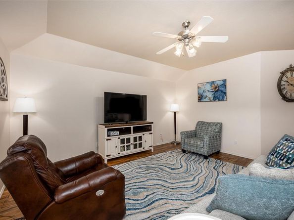 824  Golden Bear Lane , McKinney Texas 75072