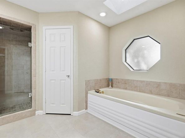 318  Singletree Street , Highland Village Texas 75077