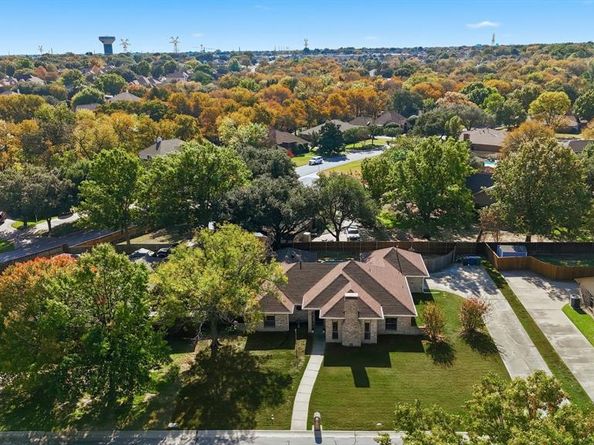 318  Singletree Street , Highland Village Texas 75077