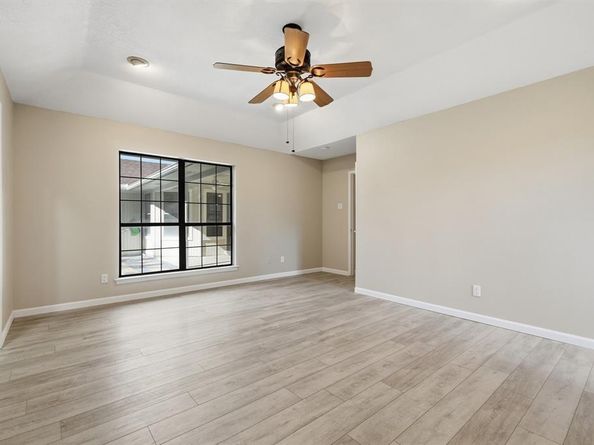 318  Singletree Street , Highland Village Texas 75077