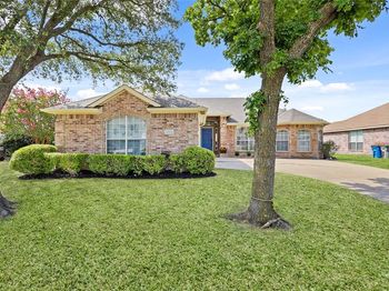 3206  Creekside Drive 