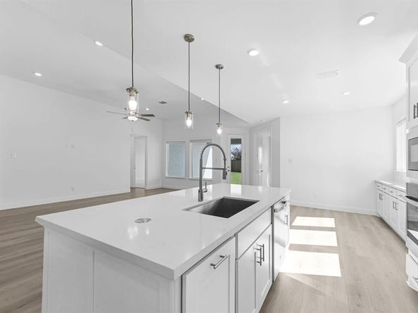 411  Chatham Street , Oak Point Texas 75068