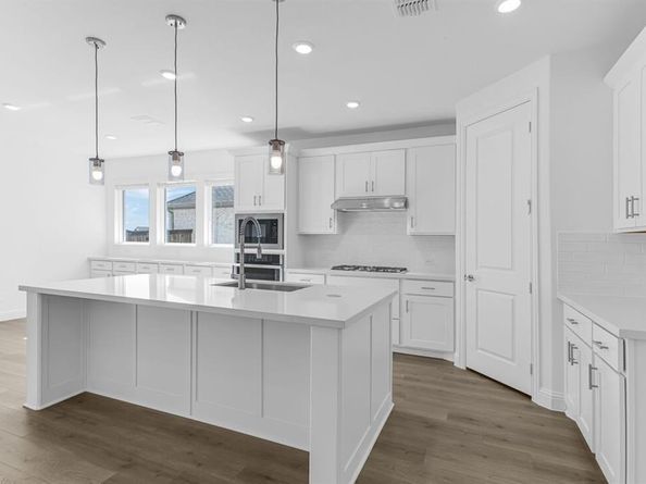 411  Chatham Street , Oak Point Texas 75068