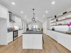 202 S Oak Cliff Boulevard  , Dallas Texas 75208
