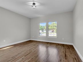 202 S Oak Cliff Boulevard  , Dallas Texas 75208