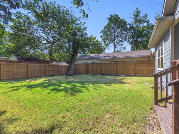 202 S Oak Cliff Boulevard  , Dallas Texas 75208