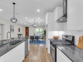 202 S Oak Cliff Boulevard  , Dallas Texas 75208