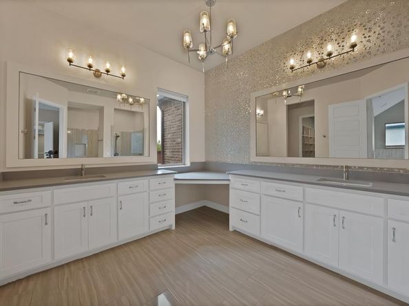 1800  Green Jasper Place , Arlington Texas 76005