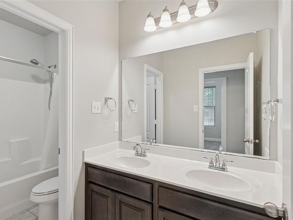 404 W 3rd Street , Kennedale Texas 76060