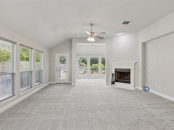404 W 3rd Street , Kennedale Texas 76060