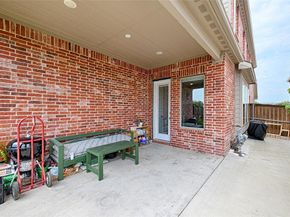 2642  Westbank Trail , Garland Texas 75042