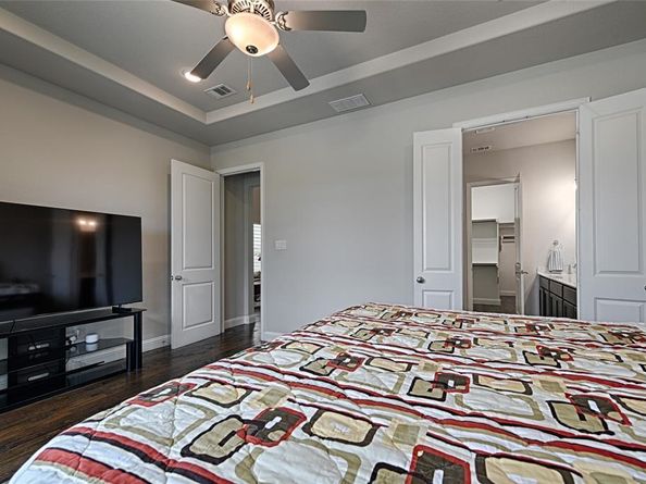2642  Westbank Trail , Garland Texas 75042