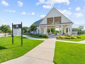 2642  Westbank Trail , Garland Texas 75042