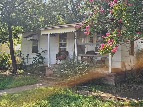 3500  Baylor Street , Fort Worth Texas 76119