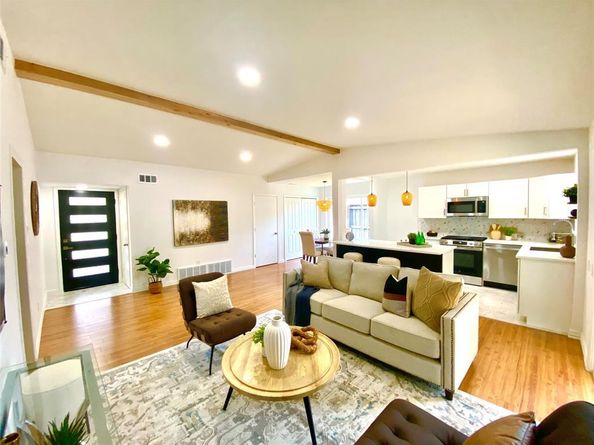 11215  Carissa Drive , Dallas Texas 75218
