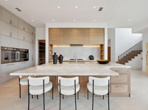 314  Regal Lane , Irving Texas 75039