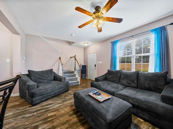 6808  Carrington Lane , Fort Worth Texas 76137