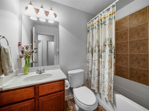 6808  Carrington Lane , Fort Worth Texas 76137