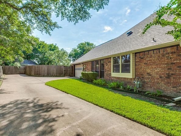 1430  O Shannon Lane , Garland Texas 75044
