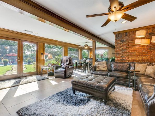 1430  O Shannon Lane , Garland Texas 75044