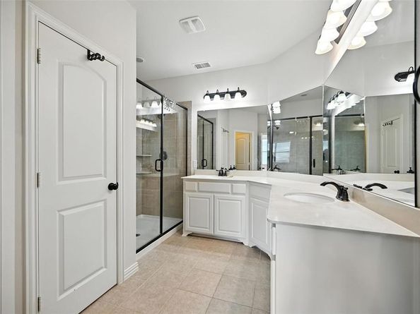 3923  Cascade Drive , Arlington Texas 76005