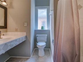 126 N Willomet Avenue , Dallas Texas 75208