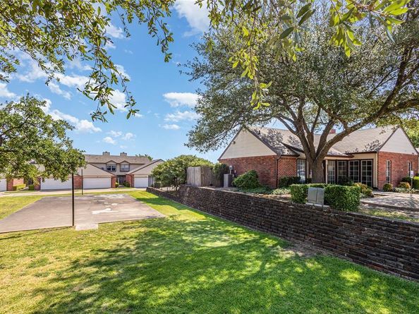 3217  Whatley Drive , Garland Texas 75043