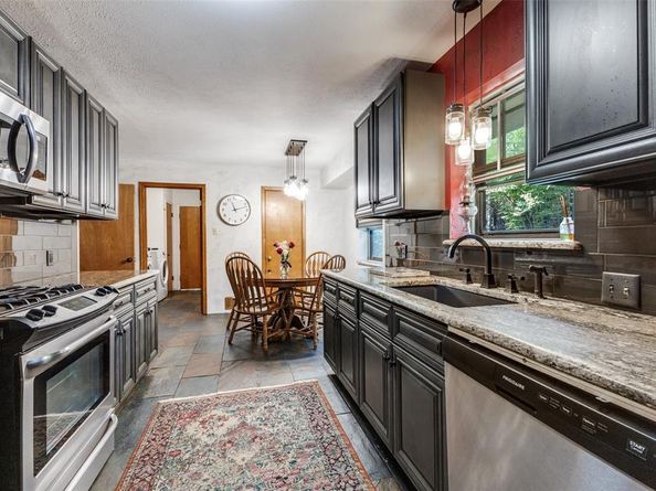 1722  14th Place , Plano Texas 75074
