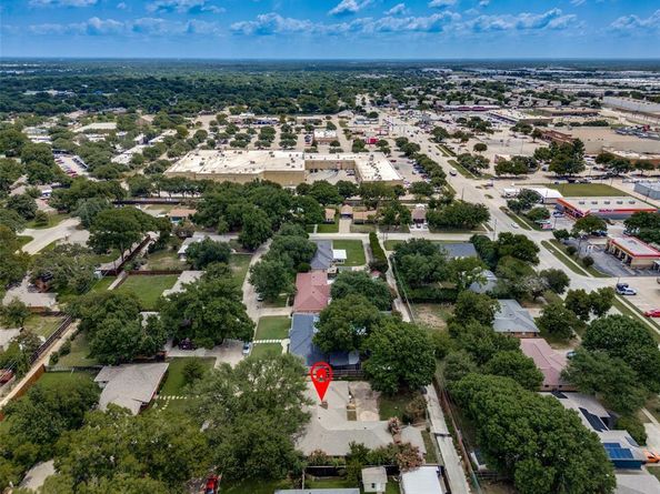 1722  14th Place , Plano Texas 75074