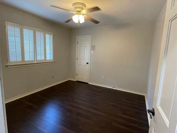 911  Canterbury Court , Cedar Hill Texas 75104