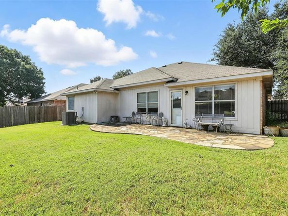 4024  Cypress Gardens Drive , Fort Worth Texas 76123