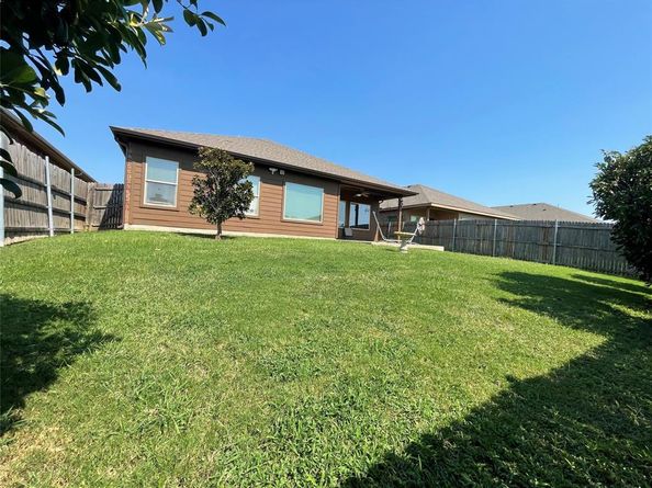920  Iona Drive , Fort Worth Texas 76120