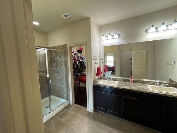 920  Iona Drive , Fort Worth Texas 76120