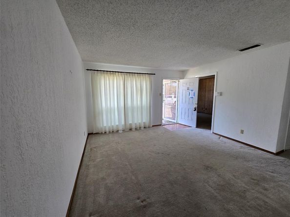 14517  Dennis Lane , Farmers Branch Texas 75234