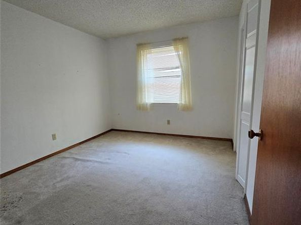 14517  Dennis Lane , Farmers Branch Texas 75234