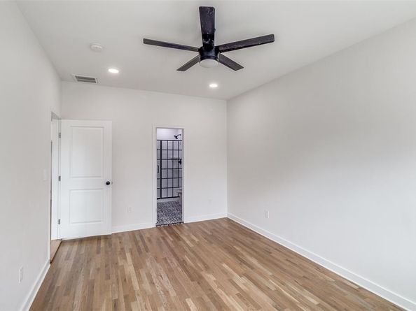 2145  Major Drive , Dallas Texas 75227