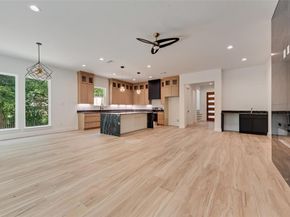 1318  Nokomis Avenue , Dallas Texas 75224