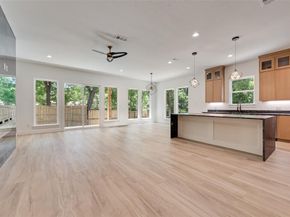 1318  Nokomis Avenue , Dallas Texas 75224