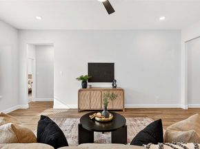 1402  Strickland Street , Dallas Texas 75216