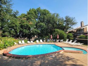 2920  Shady Lake Circle , Carrollton Texas 75006