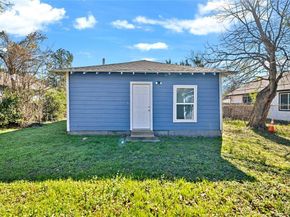 2623  Lenway Street , Dallas Texas 75215