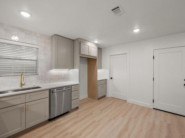 715  Newberry Drive , Richardson Texas 75080