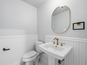 1806  Burr Oak Street , Arlington Texas 76012