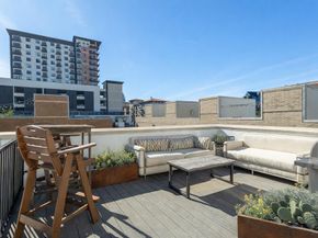 3210  CARLISLE Street  36, Dallas Texas 75204