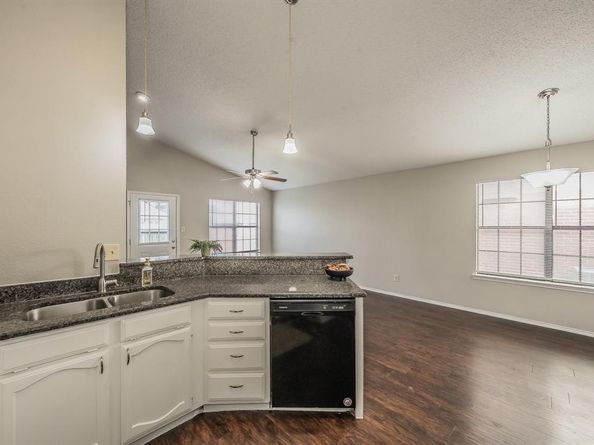 421  Sims Drive , Cedar Hill Texas 75104