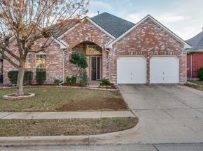 214  Jennifer Lane , Arlington Texas 76002