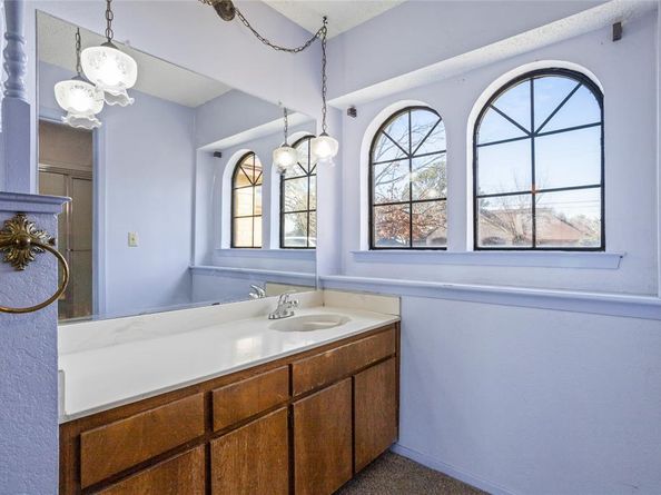 5717  Myers Road , Arlington Texas 76017